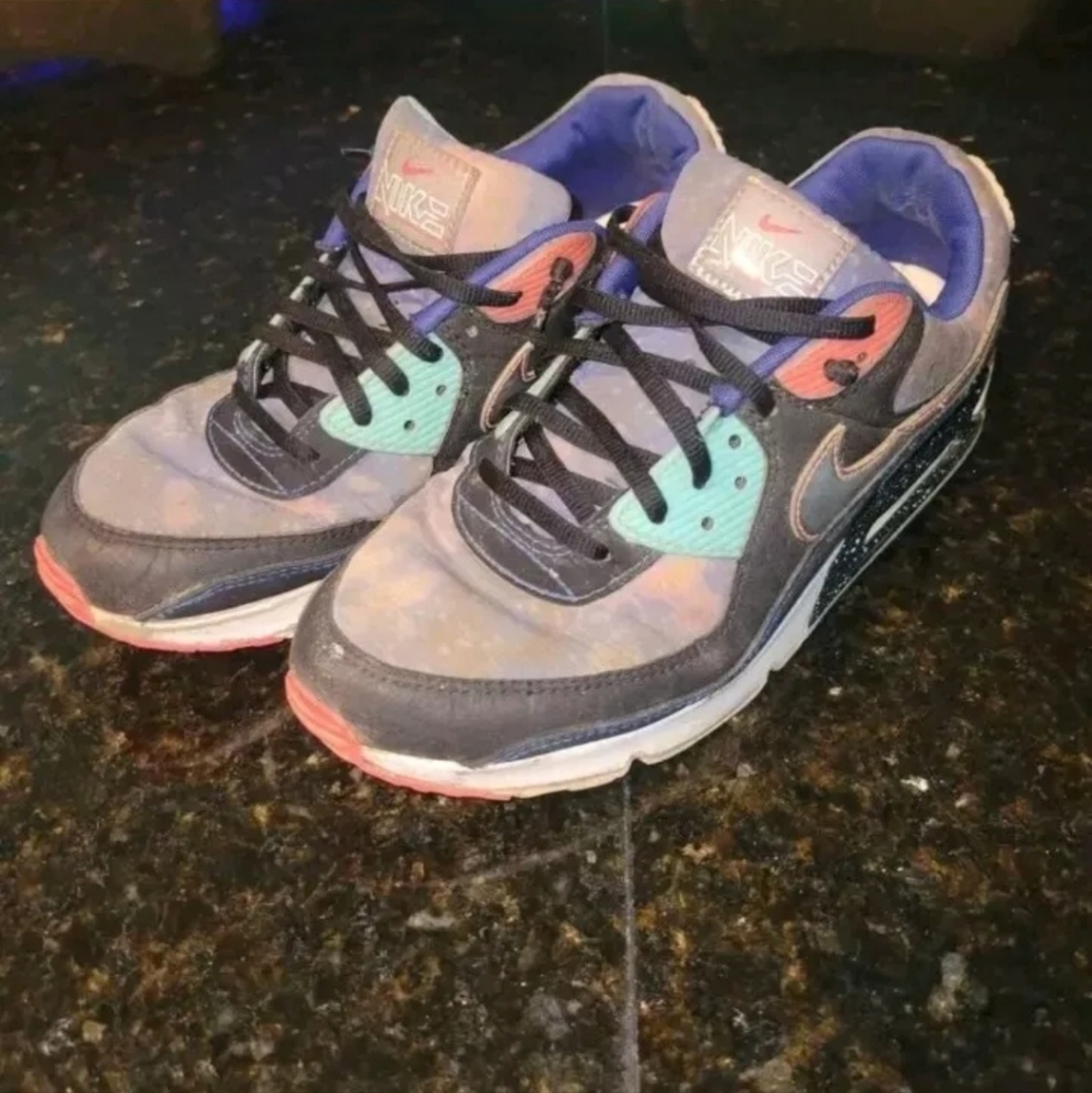 Nike Air Max 90 Galaxy Super Nova Mens Size 10 Sneakers Shoes  Space
